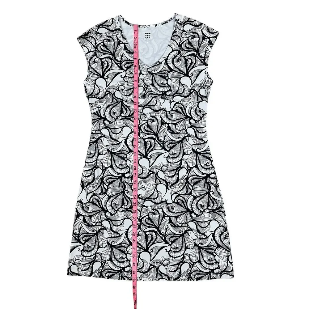 Title Nine V-Neck Stretch Athletic Dress Black White Sz S Travel Athleisure
